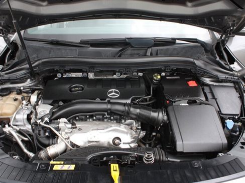 Used 2023 Mercedes-Benz GLA 250 w/ Premium Package image 29