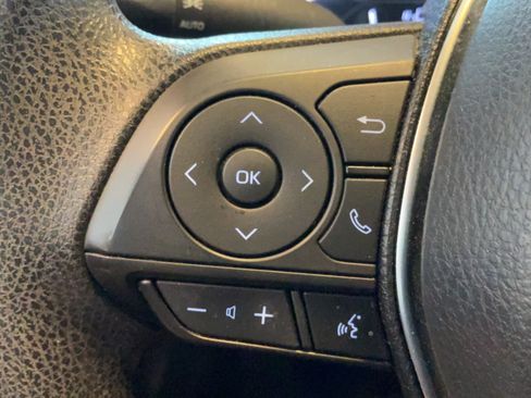 Used 2019 Toyota Camry LE FWD image 15