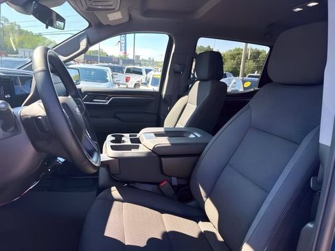 Used 2023 Chevrolet Silverado 1500 LT AWD/4WD image 16