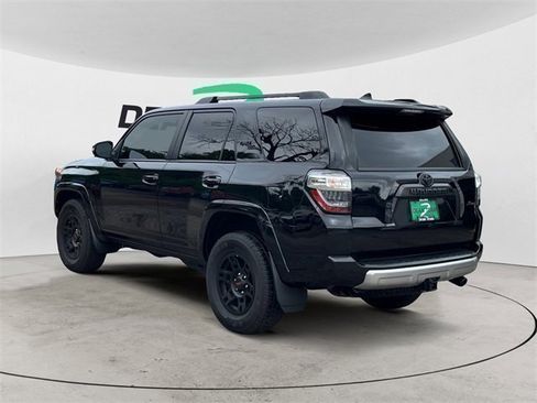 Used 2023 Toyota 4Runner TRD Off-Road Premium image 6