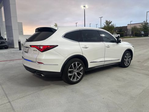 Used 2023 Acura MDX FWD w/ Technology Package image 4