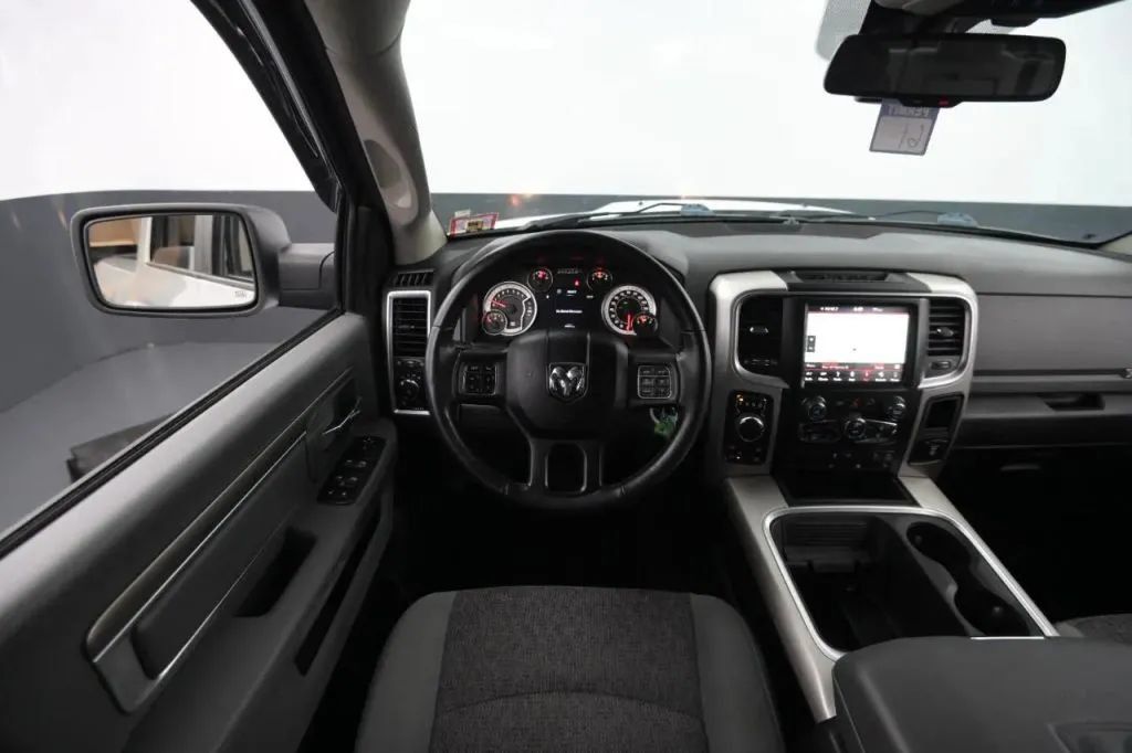 Used 2018 RAM 1500 Big Horn AWD/4WD image 36
