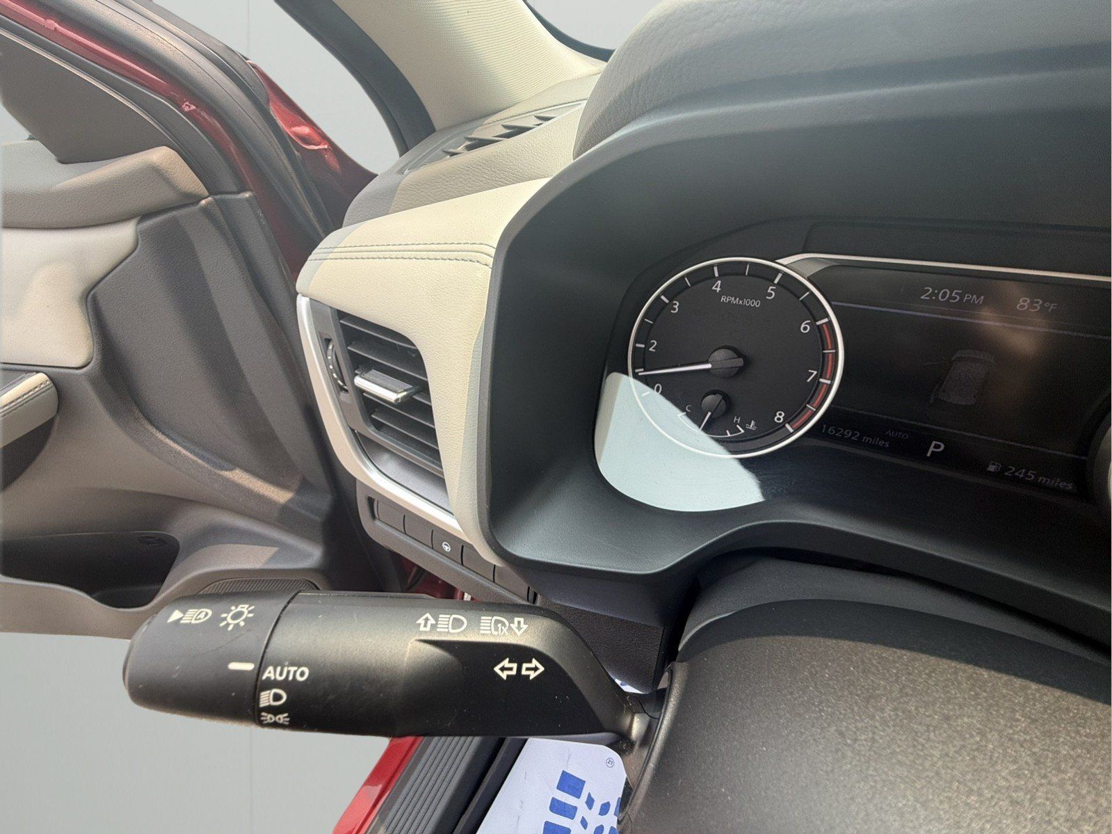 Used 2024 Nissan Rogue SV w/ SV Premium Package AWD/4WD image 20
