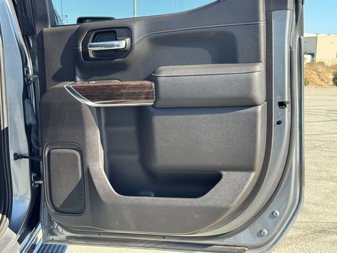 Used 2021 GMC Sierra 1500 SLE w/ Preferred Package image 22