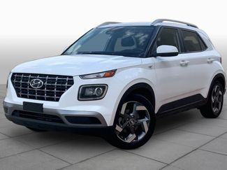Certified 2025 Hyundai Venue SEL FWD video 1