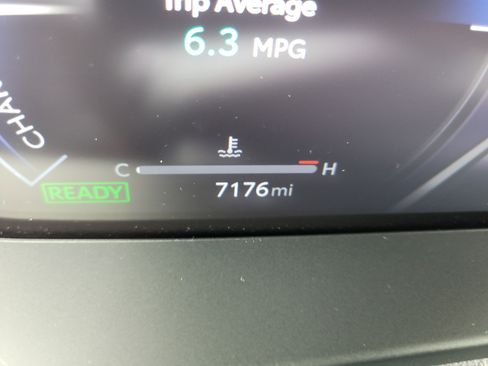 Used 2025 Toyota Crown XLE image 31