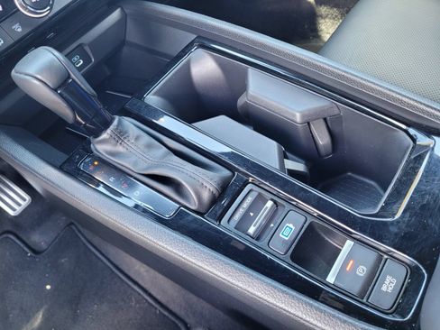 Used 2025 Honda Accord Sport image 24