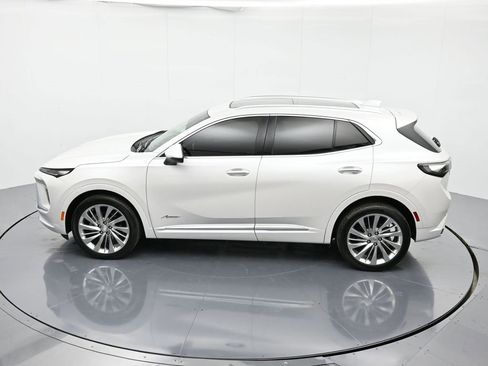 Certified 2024 Buick Envision Avenir image 44