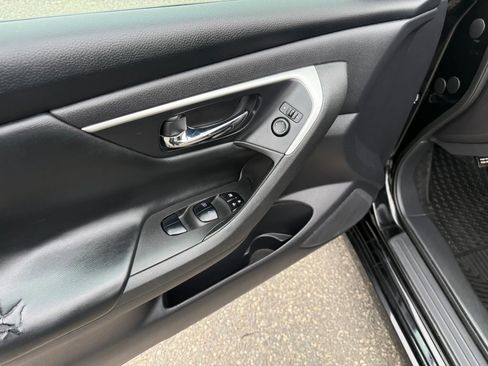 Used 2016 Nissan Altima 2.5 SV w/ Convenience Package image 33