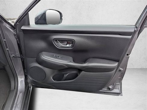 Used 2025 Honda HR-V LX image 25