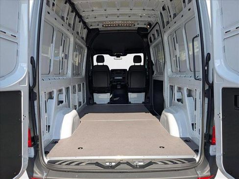 New 2025 Mercedes-Benz Sprinter 2500 image 15