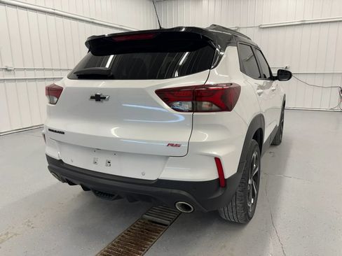 Used 2021 Chevrolet TrailBlazer RS w/ Technology Package FWD image 14