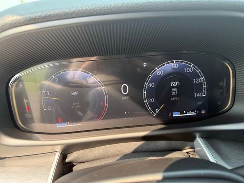 New 2025 Jeep Wagoneer Series III w/ Premium Group I image 19