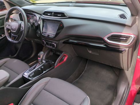 Certified 2023 Chevrolet TrailBlazer RS w/ Convenience Package image 29