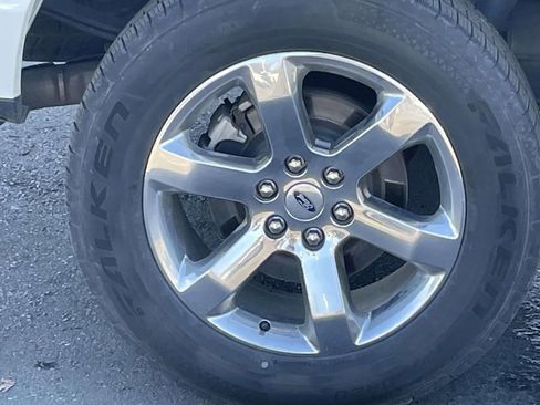 Used 2021 Ford F150 Lariat w/ Max Trailer Tow Package image 12