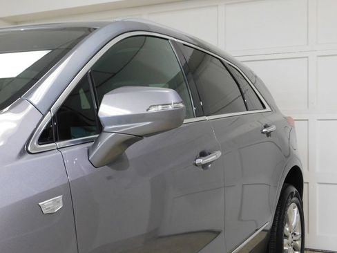 Used 2020 Cadillac XT5 Premium Luxury AWD/4WD image 8