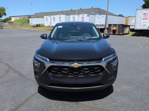 New 2026 Chevrolet Trax LS w/ Driver Confidence Package FWD image 28