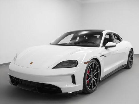New 2025 Porsche Taycan 4S image 6