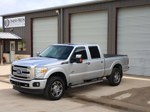 Used 2016 Ford F350 Platinum AWD/4WD image 12