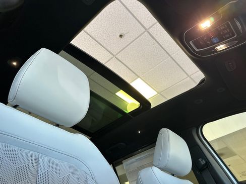 New 2026 Jeep Cherokee Overland image 16