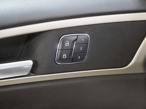 Used 2015 Ford Fusion SE w/ Equipment Group 202A image 17