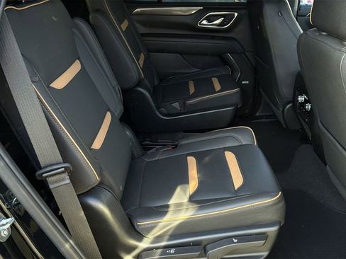 Used 2023 GMC Yukon AT4 w/ AT4 Premium Plus Package image 40