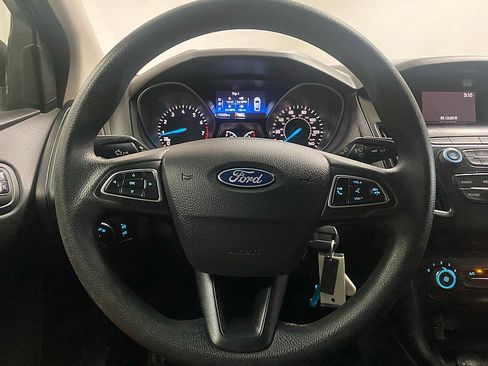 Used 2018 Ford Focus S image 16