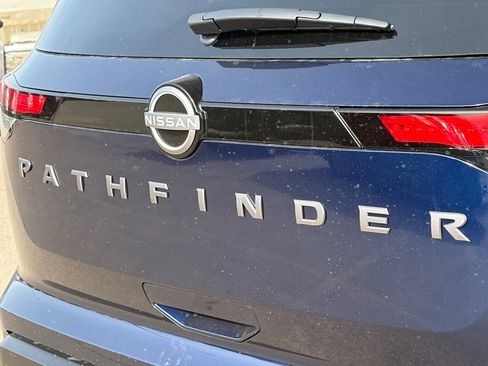 New 2026 Nissan Pathfinder SV image 7