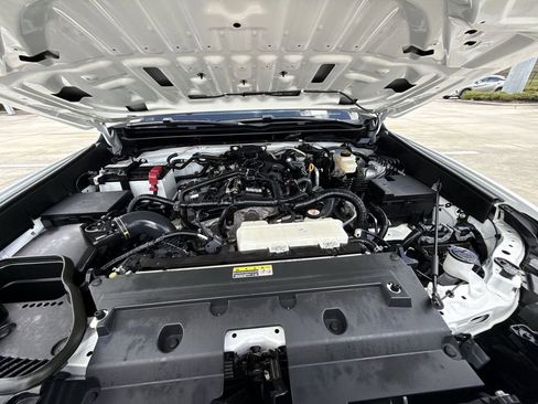 Used 2024 Toyota Tacoma TRD Sport w/ TRD Sport Upgrade Package image 14