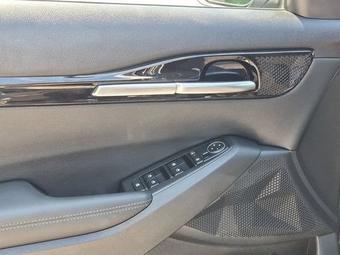 Used 2024 Kia Seltos S FWD image 11