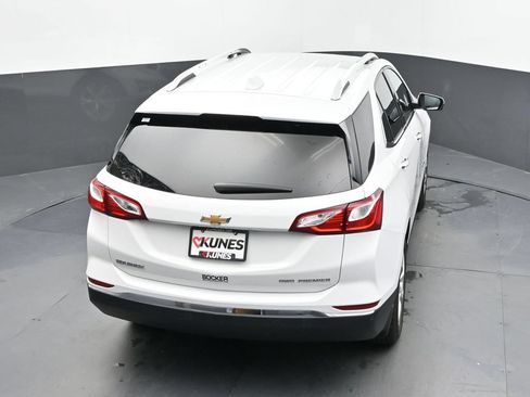 Used 2021 Chevrolet Equinox Premier AWD/4WD image 12