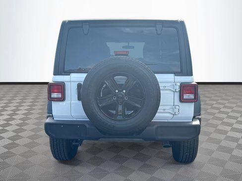 Certified 2022 Jeep Wrangler Unlimited Sport AWD/4WD image 7
