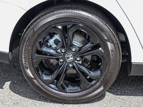 Used 2025 Honda Accord SE image 9