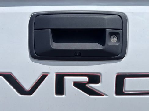 Used 2021 Chevrolet Colorado LT w/ Redline Special Edition AWD/4WD image 23