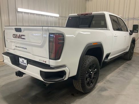 Used 2026 GMC Sierra 2500 AT4 w/ AT4 Premium Plus Package AWD/4WD image 26