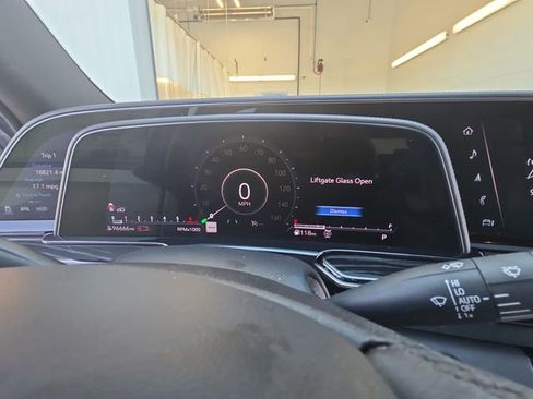 Used 2021 Cadillac Escalade Sport w/ Driver Assist Tech Package AWD/4WD image 10