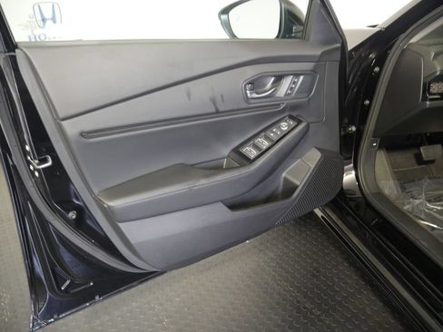 Used 2024 Honda Accord Touring image 14