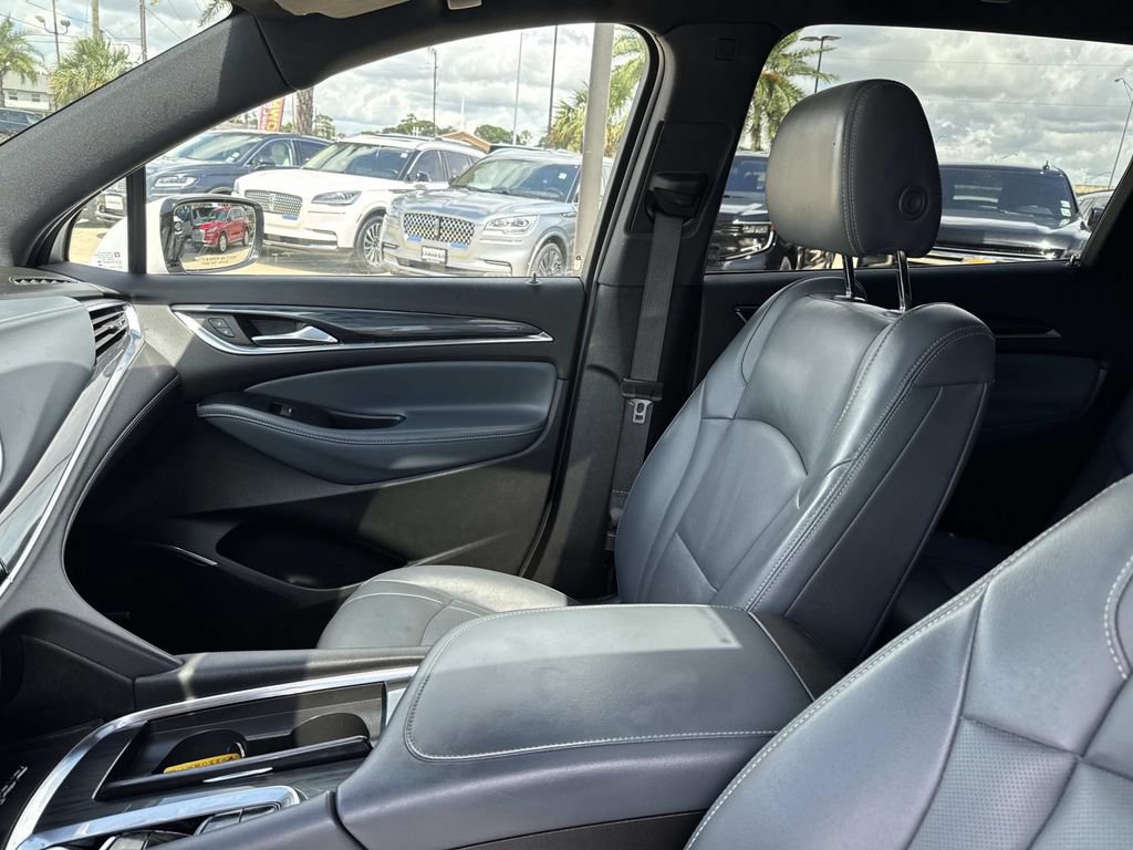 Used 2023 Buick Enclave Essence w/ Experience Buick Package FWD image 20