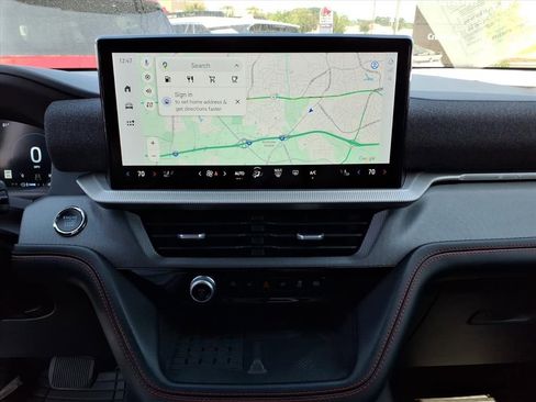 Used 2025 Ford Explorer ST-Line w/ Premium Package image 11