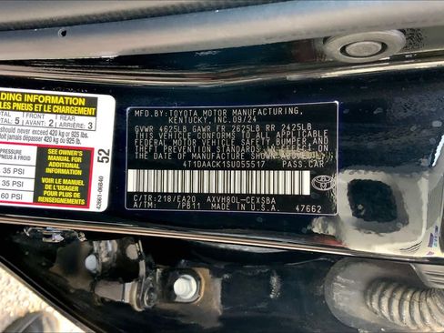 Used 2025 Toyota Camry SE FWD image 34