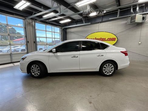 Used 2019 Nissan Sentra S FWD image 2