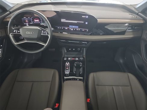 New 2025 Audi Q6 e-tron Premium image 7