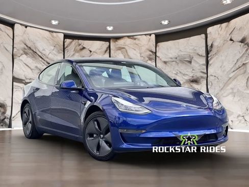 Used 2020 Tesla Model 3 Standard Range RWD image 3