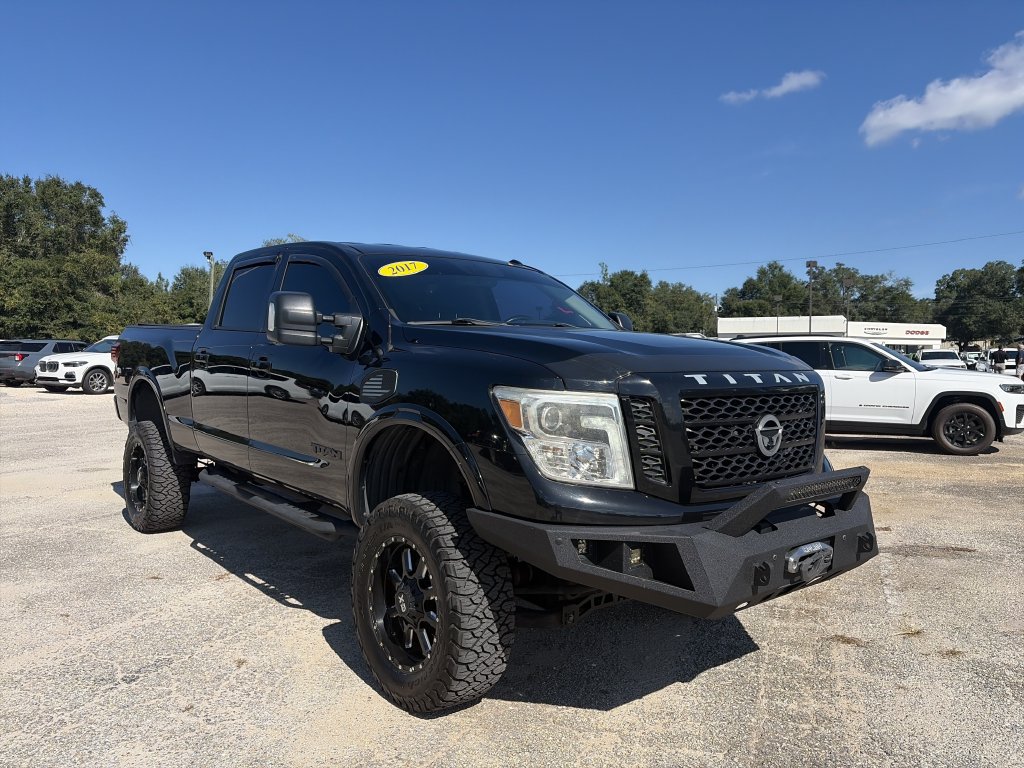 Used 2017 Nissan Titan PRO-4X w/ Pro-4x Convenience Package AWD/4WD image 8
