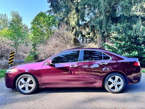 Used 2011 Acura TSX Sedan image 2