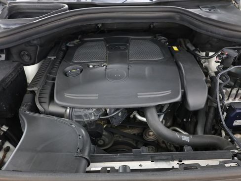 Used 2012 Mercedes-Benz ML 350 4MATIC image 28