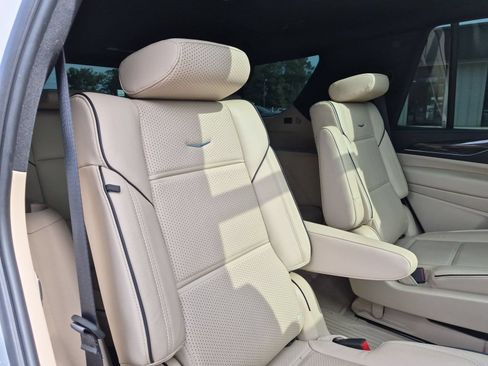 Certified 2023 Cadillac Escalade Premium Luxury w/ Performance Package AWD/4WD image 26
