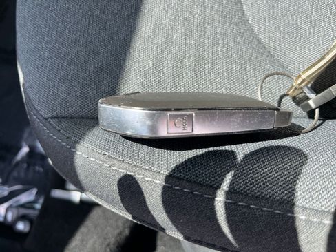 Used 2025 Kia K4 LXS image 21