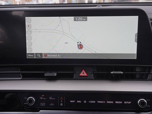 Used 2023 Kia Sportage EX image 42