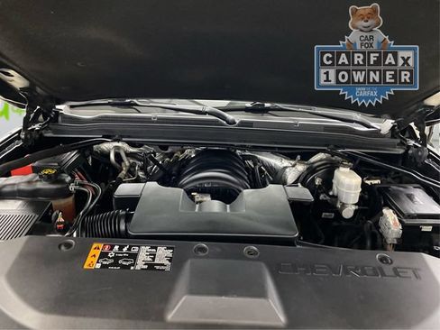 Used 2017 Chevrolet Suburban LT AWD/4WD image 13
